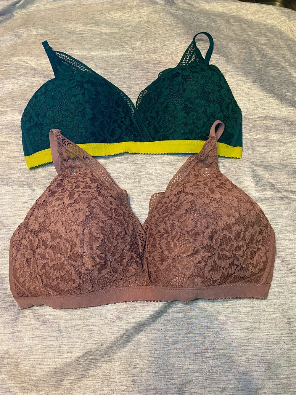 Knix Deep V Lace Bralette LOT of 2 Sz XL Wireless Bra Adjustable Straps